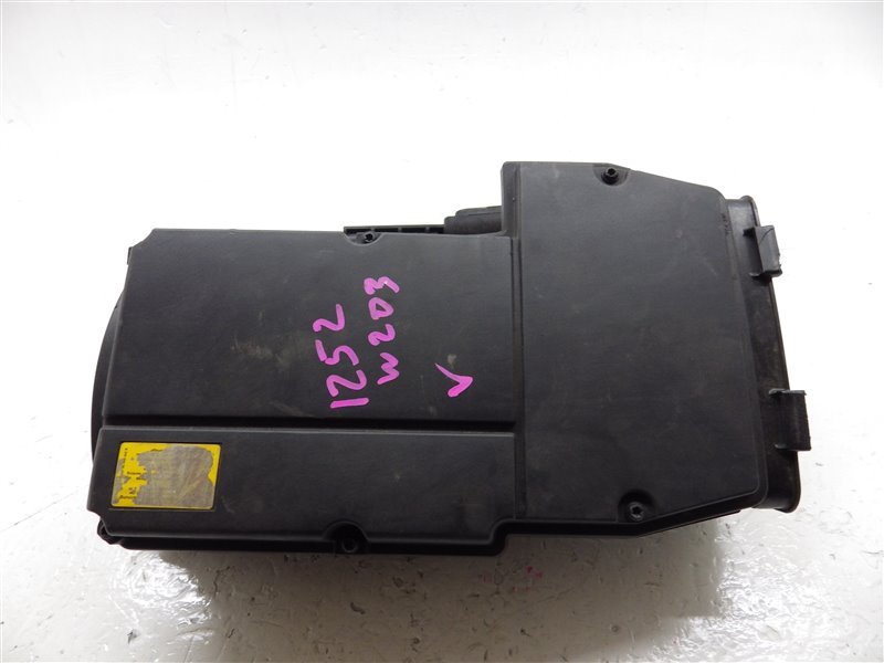 Корпус воздушного фильтра Mercedes-benz C-class W203 271.946 2004 Краснодар