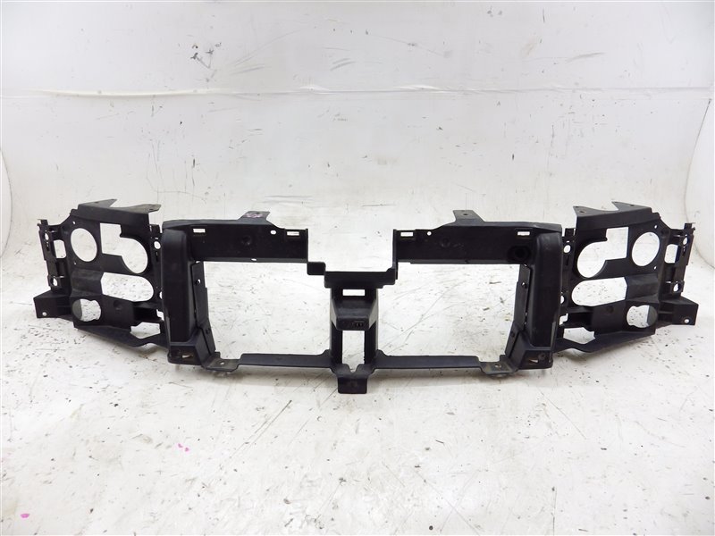 Рамка радиатора Chevrolet Trailblazer GMT360 LL8 2003 Краснодар