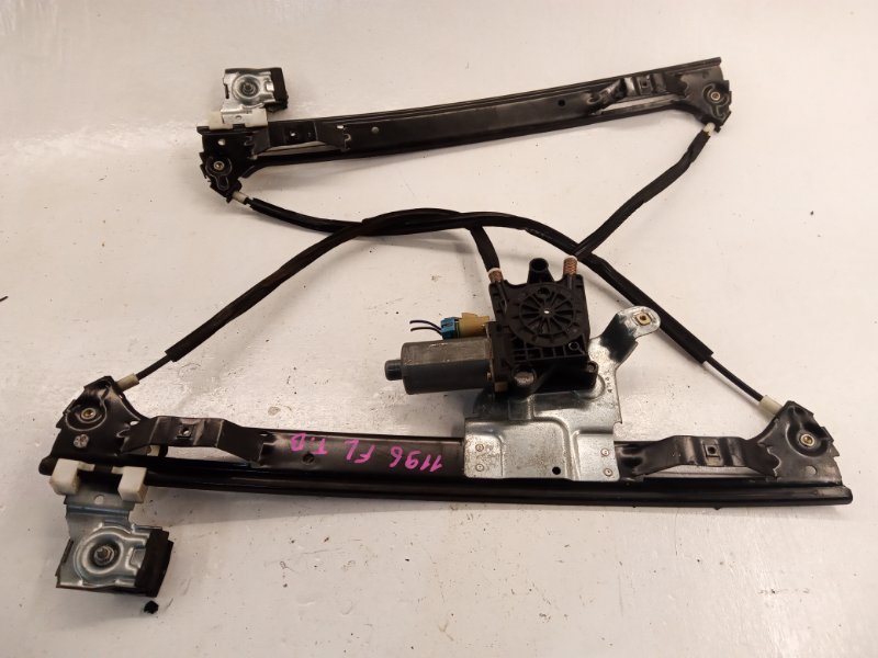 Стеклоподъемник Chevrolet Trailblazer GMT360 LL8 2005 Кемерово (ул. Проездная)