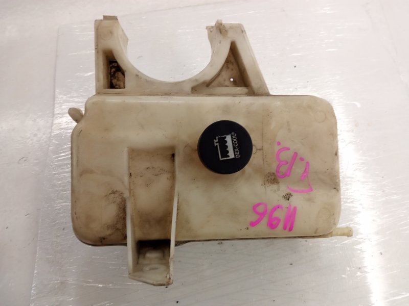 Бачок расширительный Chevrolet Trailblazer GMT360 LL8 2005 Кемерово (ул. Проездная)