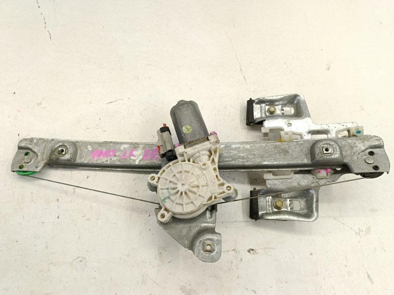 Стеклоподъемник Chrysler 300c LX EZB 2005 Кемерово (ул. Проездная)