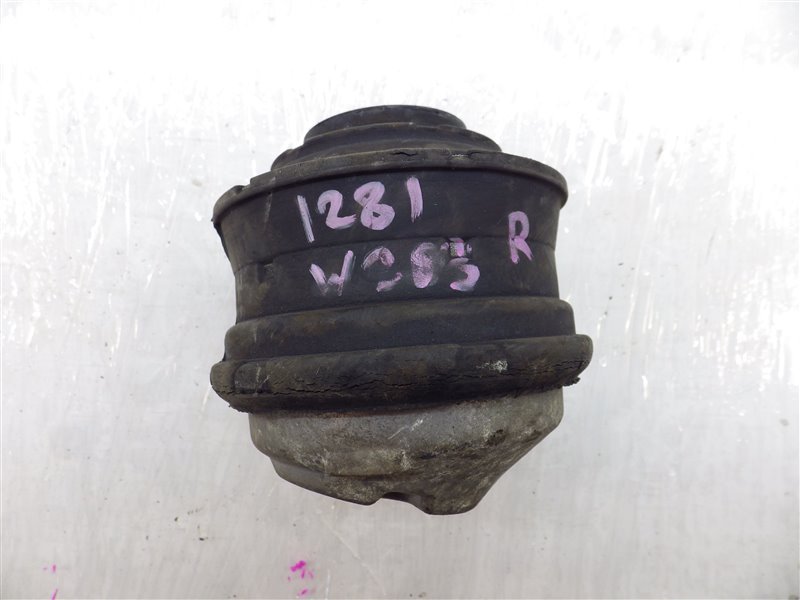 Подушка двигателя Mercedes-benz C-class W203 271.940 2003 Краснодар