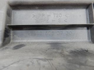 W203 271.940 накладка радиатора C-class