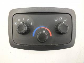 Chevrolet Trailblazer блок управления климат-контролем GMT370 LL8 