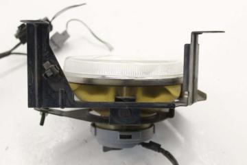 Фара противотуманная CU2W 4G63 Airtrek