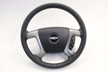 Аирбаг на руль Chevrolet Captiva C140 LE9 2012 Руль в сборе, Дефекты (см.фото). без пиропатрона.(кожа) 95368745 Кемерово (ул. Проездная)