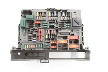 Блок предохранителей BMW X1 E84 N46B20BD 2011 Салонный. Кемерово (ул. Проездная)