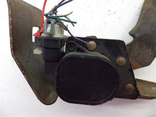 GMT820 LQ9 педаль газа Escalade