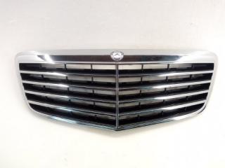 Решетка радиатора Mercedes-benz E-class W211 272.922 2008 Оригинал. Дефекты (см.фото) Кемерово (ул. Проездная)
