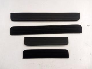 Накладка на порог Toyota Caldina ZZT241W 1ZZ 2003 Оригинал. Комплект 4 шт. 6791563010. 6791563010 Кемерово (ул. Проездная)