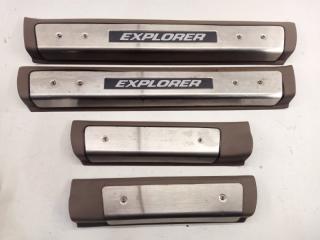 Накладка на порог Ford Explorer U152 (1FMWU74) 281CID 2005 Оригинал. Комплект 4 шт. Кемерово (ул. Проездная)