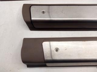 Накладка на порог U152 (1FMWU74) 281CID Explorer