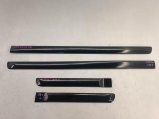 Молдинг на дверь Nissan X-trail NT30 QR20 2007 Оригинал. Комплект 4 шт. Кемерово (ул. Проездная)