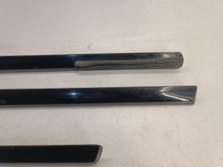 Молдинг на дверь U251 (1FMEU74) 281 CID Explorer