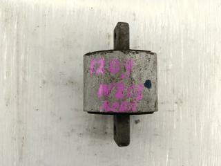 Подушка кпп Mercedes-benz C-class W203 271.940 2005 Оригинал. Пробег 49139 км. Кемерово (ул. Проездная)