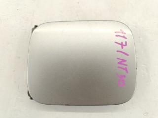 Лючок бензобака Nissan X-trail NT30 QR20 2006 Оригинал. Дефект ЛКП. Кемерово (ул. Проездная)