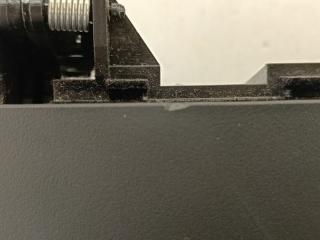 C140 LE9 бардачок Captiva