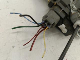 CU4W 4G64 стеклоподъемник Airtrek