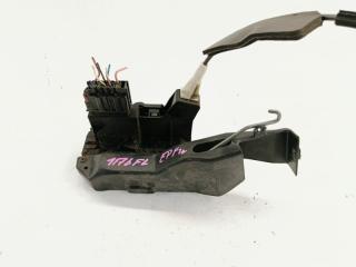 Замок двери Mazda Tribute EPFW AJ 2001 Оригинал. Кемерово (ул. Проездная)