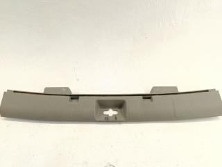 Накладка в багажник. Nissan X-trail NT30 QR20 2007 Оригинал. Дефект (см.фото) Кемерово (ул. Проездная)