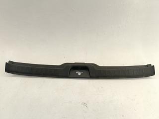 Накладка в багажник. Nissan Serena HFC26 MR20DD 2013 Оригинал. Кемерово (ул. Проездная)