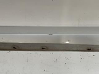 W204.041 271.950 порог C-class