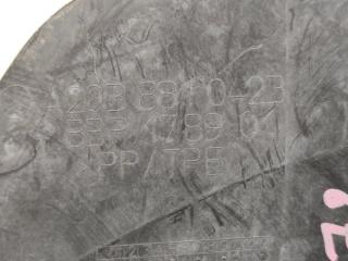 Подкрылок W203 271.946 C-class