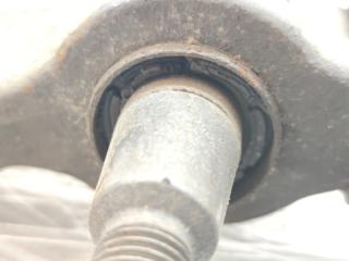 GMT360 LL8 рычаг подвески Trailblazer